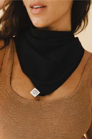 The Sunscarf in Black