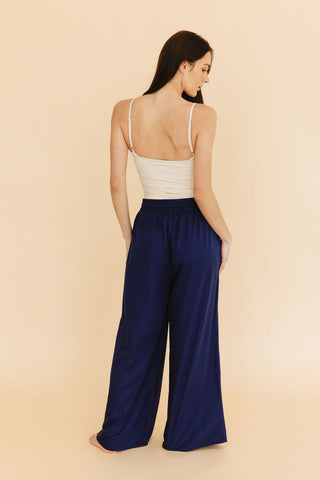 Karie Wide Leg Pants in Navy