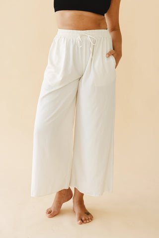 Karie Wide Leg Pants in Cream